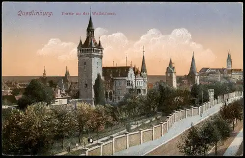 Ansichtskarte Quedlinburg Partie an der Wallstrasse. 1912
