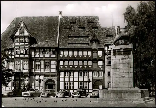 Braunschweig Autos u.a. VW Käfer vor dem Gildehaus am Burgplatz 1960