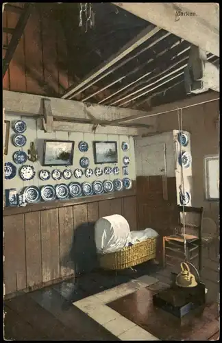Marken-Waterland Marken; typisches Haus, Innenansicht, Stube mit Kinderbett 1916