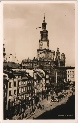 Postcard Posen Poznań Rathaus, Geschäfte im Festschmuck 1940