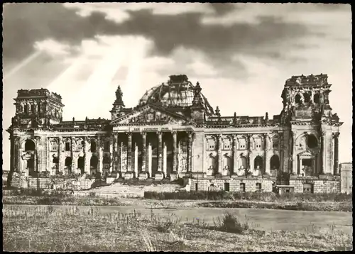 Ansichtskarte Berlin Berlin - Wiederaufbau des Reichstagsgebäudes 1950