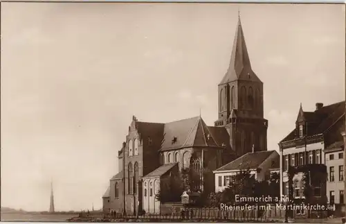 Ansichtskarte Emmerich (Rhein) Rheinufer mit Martinikirche. 1928