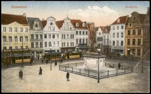 Ansichtskarte Düsseldorf Marktplatz Tram Geschäfte u. Reiter-Denkmal 1920