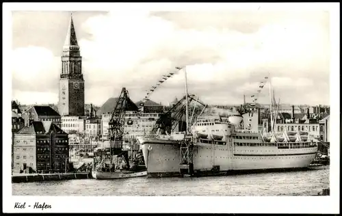 Ansichtskarte Kiel Hafen Partie mit Schiff 1950