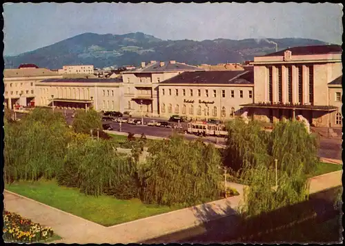 Ansichtskarte Linz Hauptbahnhof Vorplatz am Bahnhof 1960
