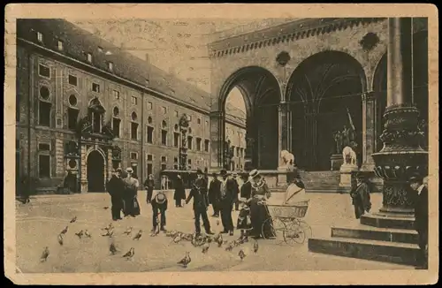 Ansichtskarte München Feldherrnhalle, Residenz Frau Kinderwagen 1925