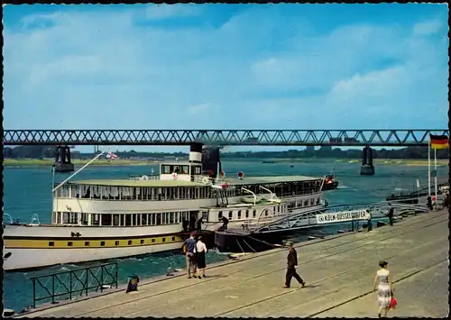 Düsseldorf Rhein Promenade Anlegestelle der Köln-Düsseldorfer Schiffe 1970