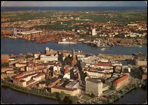 Kiel Innenstadt mit Blick auf Werften und Ostufer Luftaufnahme 1976