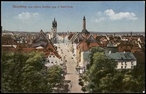 Ansichtskarte Straubing Blick vom untern Stadttor geg. d. Stadt-Turm 1910