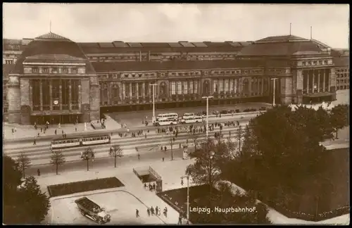 Ansichtskarte Leipzig Hauptbahnhof, Straßenbahn - Bus 1928