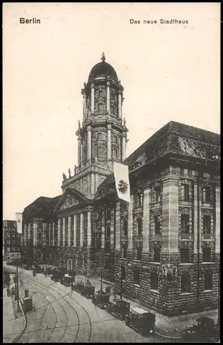 Ansichtskarte Mitte-Berlin Altes Stadthaus, Autos und Beflaggung 1918