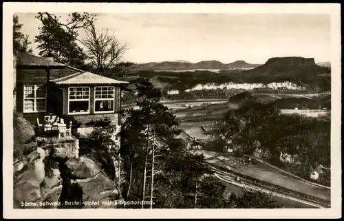 Ansichtskarte Rathen Sachs. Schweiz. Bastei-Hotel mit Elbpanorama 1957