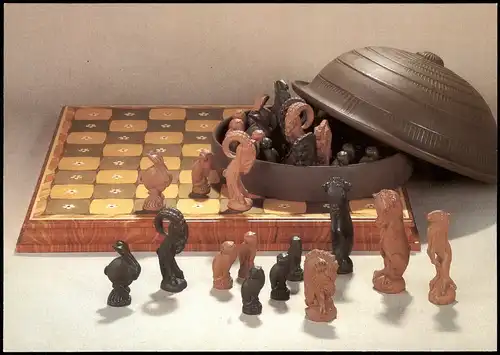 Ansichtskarte  Porzellan-Manufaktur: Schachspiel von Prof. Esser 1984