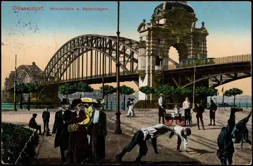 Ansichtskarte Düsseldorf Rheinbrücke mit Radschlägern 1914