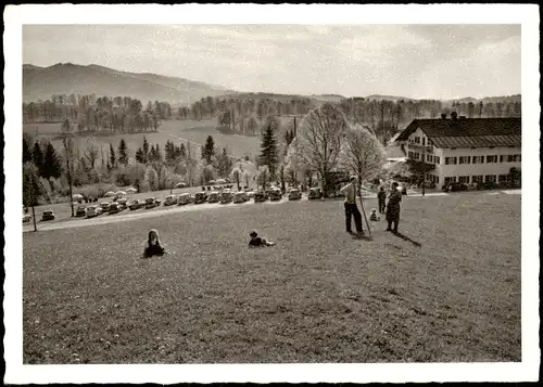 Gmund am Tegernsee Schwärzenbach Parkplatz und Wiese vor Hotel 1953