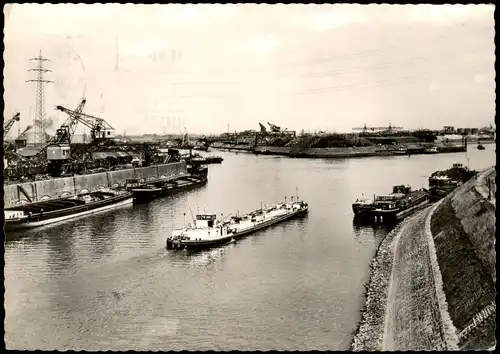 Ansichtskarte Ruhrort-Duisburg Hafen Kräne und Schleppschiffe 1965