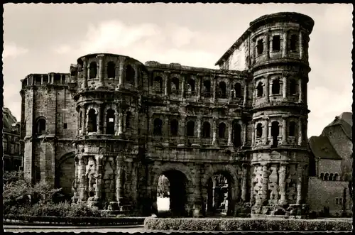 Ansichtskarte Trier Porta Nigra, Römisches Stadttor 1962