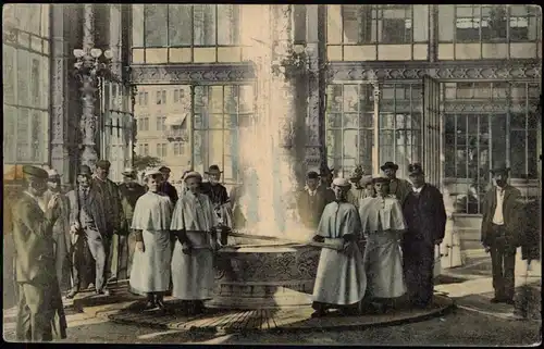 Postcard Karlsbad Karlovy Vary Sprudel, Menschen in feiner Kleidung 1908