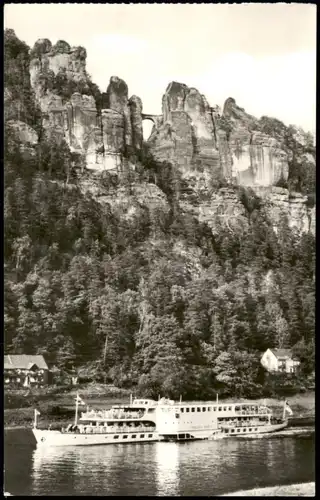 Ansichtskarte Rathen Elbe Dampfer MS Friedrich Engels passiert d. Bastei 1972