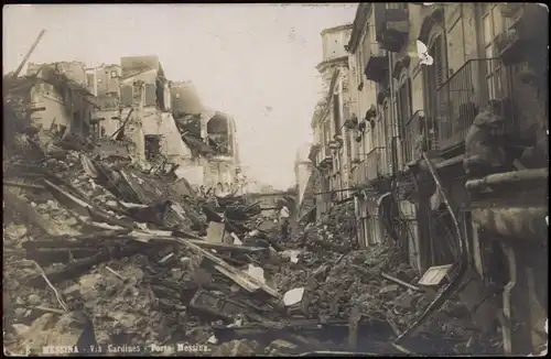 Cartoline Messina Erdbeben von Messina 1908, Straße - Fotokarte 1908