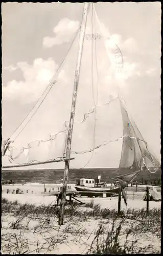 .Mecklenburg-Vorpommern Grüße von der Ostsee, Strand Boot, DDR AK 1962