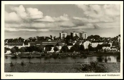 Ansichtskarte Gießen Schwanenteich und Hochhäuser 1953