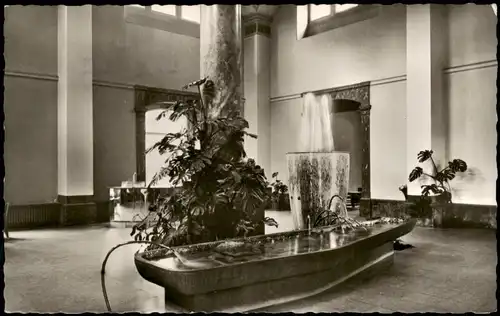 Ansichtskarte Baden-Baden Trinkhalle, Innenansicht Brunnen-Raum 1963