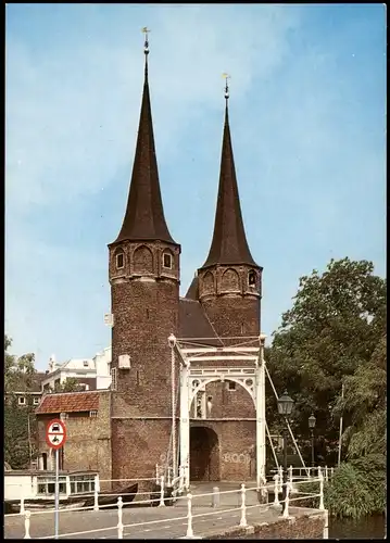 Postkaart Delft Delft Oostpoort, vroeger Sint Catharinapoort 1980