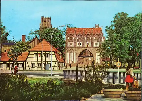 Ansichtskarte Neubrandenburg Stargarder Tor 1977