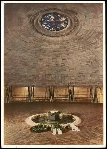 Ansichtskarte Laboe Marinedenkmal: Weihehalle mit Seemannsgrab 1958