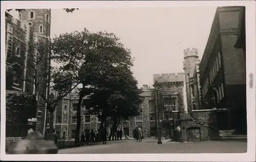 Postcard Eton College mit Schülern 1936