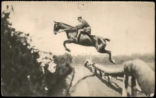 Ansichtskarte  Sport Pferdesport Springreiten, Militär zu Pferde 1920