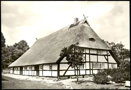 Ansichtskarte Schwerin Historisches Museum Museumshof Schwerin-Mueß 1977