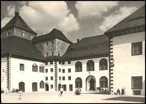 Ansichtskarte Augustusburg Erzgebirge Schloss Augustusburg Schloßhof 1970