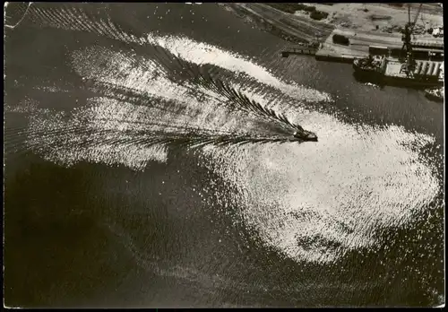 Ansichtskarte Rostock Luftbild Hafen Motorboot 1966