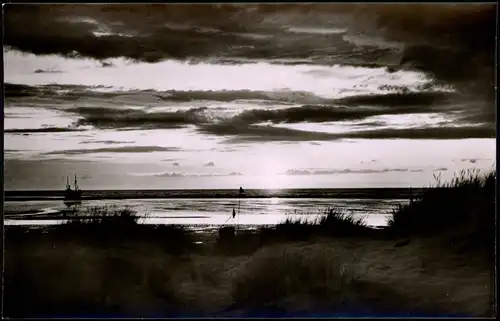 St. Peter-Ording Abend am Meer - Dünen Fischkutter Stimmungsbild 1958