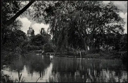 Ansichtskarte Neumünster Partie am Teich 1961