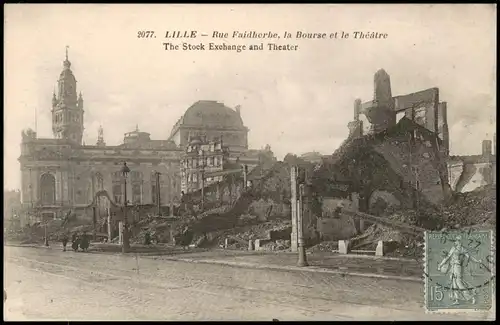 CPA Lille Rue Faidherbe, la Bourse et le Théâtre WK1 1919