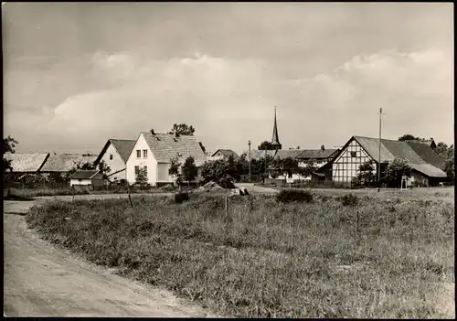 Ansichtskarte Hindfeld-Gleichberge Straßenpartie 1970