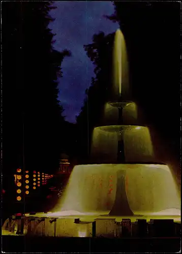 Ansichtskarte Bad Pyrmont Fontäne bei Nacht Illumination Kuranlagen 1972