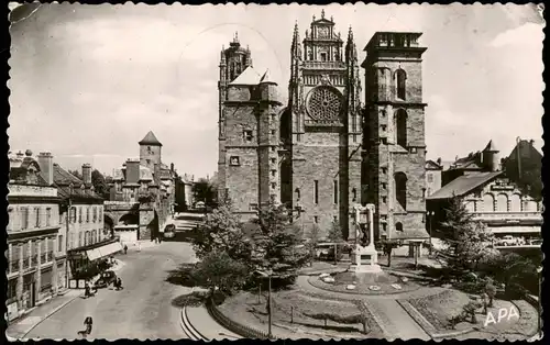 CPA Rodez La Cathedrale 1955