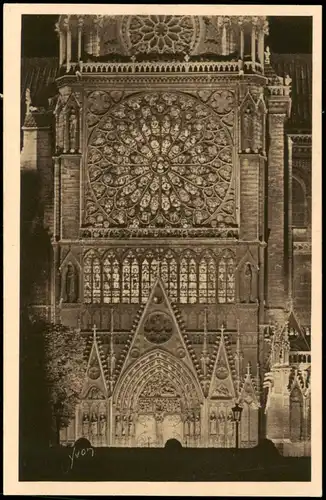 CPA Paris La Grande Rosace illuminée Kathedrale Notre-Dame 1928