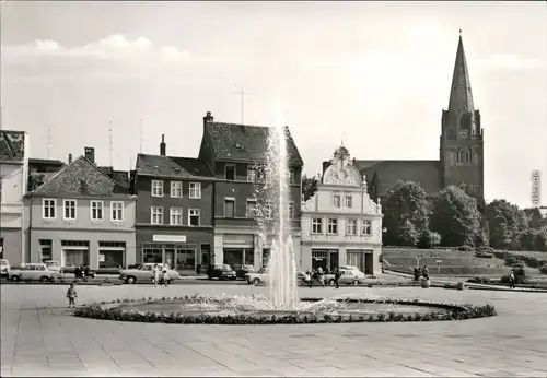 Ansichtskarte Finow-Eberswalde Platz der Freundschaft 1980