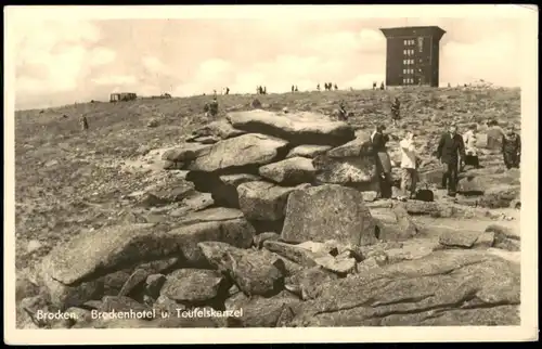 Ansichtskarte Ilsenburg (Harz) Brocken Brockenhotel u. Teufelskanzel 1954