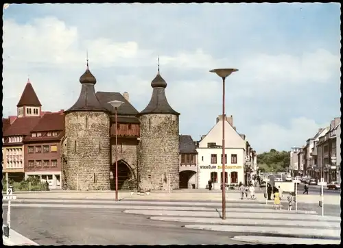 Ansichtskarte Jülich Hexen-Turm, Straßenpartie - Colorfotokarte 1971