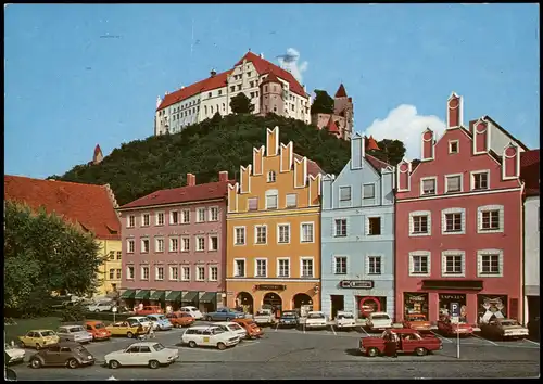 Landshut Dreifaltigkeitsplatz und Burg Trausnitz, Autos u.a. VW Käfer 1993