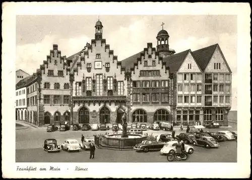 Frankfurt am Main Römer, davor Autos u.a. VW Käfer und Motorrad bzw. Roller 1955