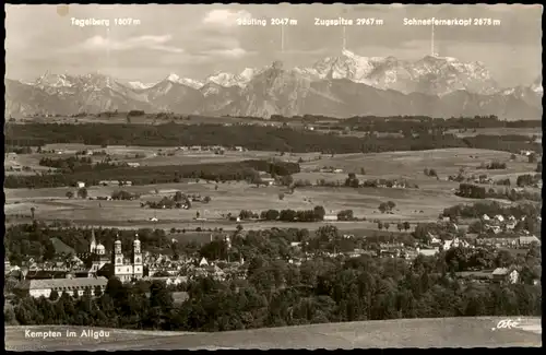 Kempten (Allgäu) Panorama-Ansicht mit Alpenkette und Zugspitzmassiv 1963