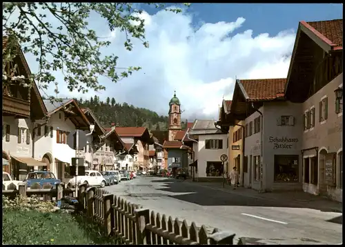 Mittenwald Strassen Partie am Obermarkt mit Autos ua. VW Käfer 1993