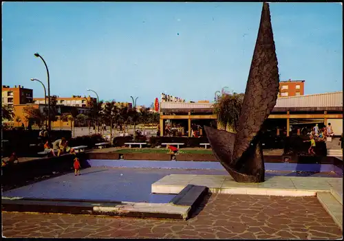 CPA Petite-Synthe "L'Oiseau solaire" - Place de l'Europe. 1977